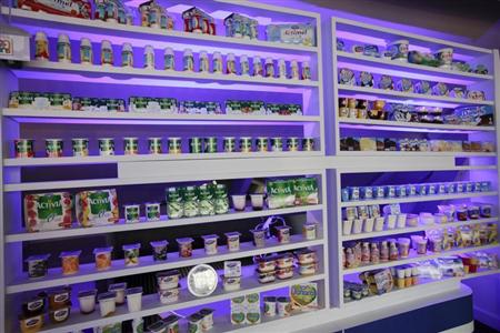Danone prend une part minoritaire dans le chinois Mengniu Dairy