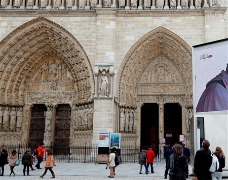 Un historien, opposé au mariage gay, se suicide à Notre-Dame