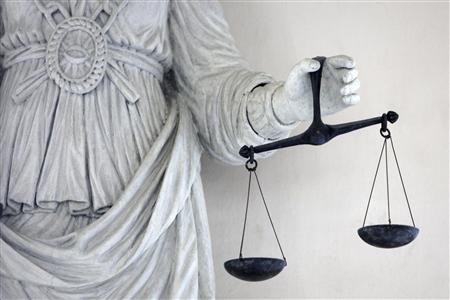 Mise en examen du père qui a tué ses deux enfants à Saint-Priest