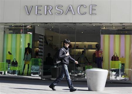 Versace intéresserait Qatar Holding et le fonds souverain italien