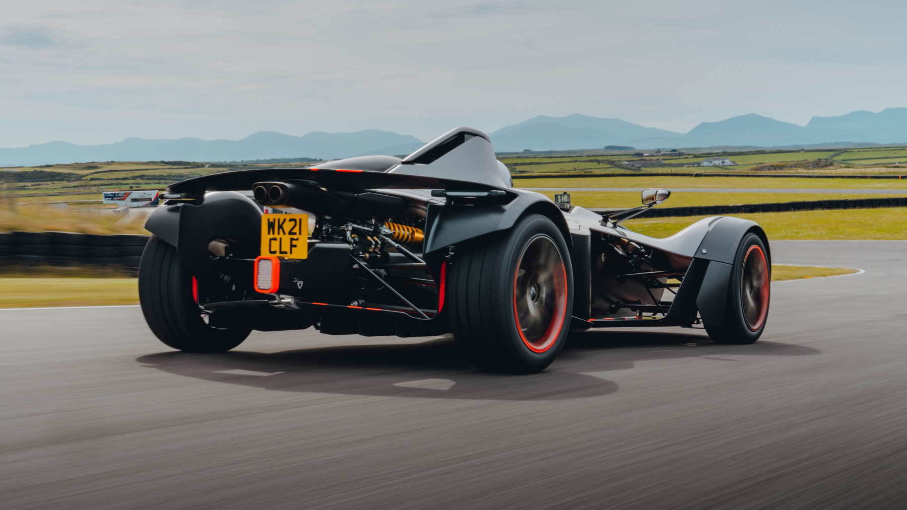 13-BAC-Mono.jpg