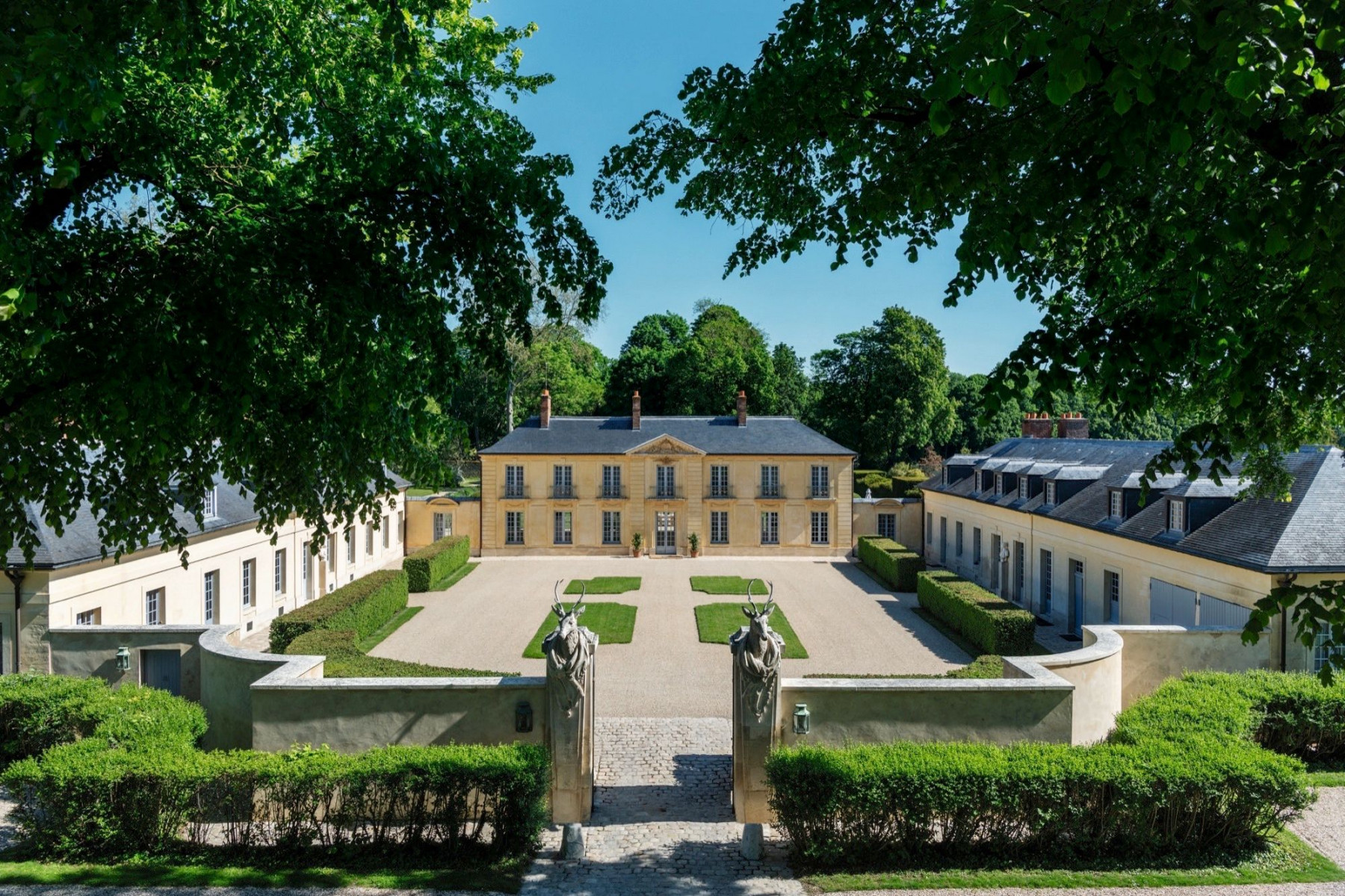 La-Lanterne-jardin-secret-de-la-Republique.jpg