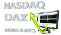 Noms Nasdaq, DAX et Dow Jones près d’un écran de trading et d’une flèche verte