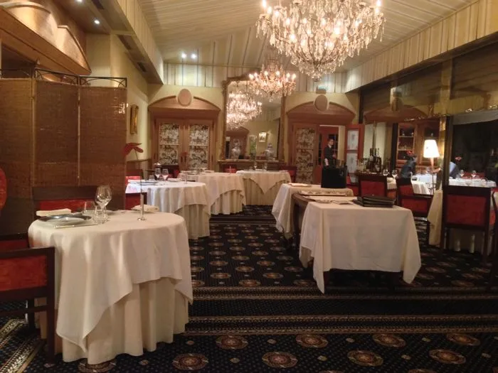 restaurant-Charles-Barrier